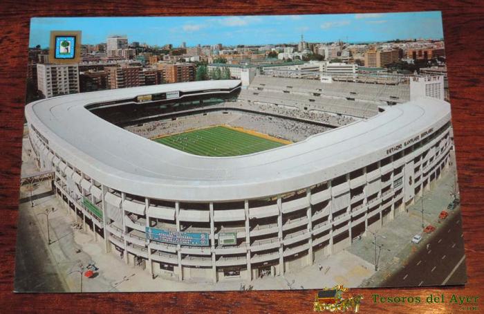 Foto Postal Del Estadio De Futbol, Santiago Bernabeu, Real Madrid, N. 128, Ed. L. Dominguez, No Circulada.