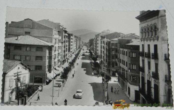 Foto Postal De Irun, Guip�zcoa. Paseo De Col�n. N. 8, Ed. Darvi, Circulada.