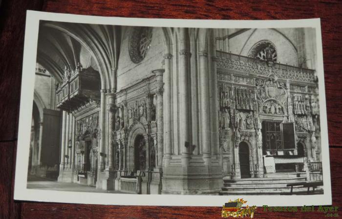 Foto Postal De Palencia, Catedral, Angulo Del Coro Y Trascoro (ed.g.garrabella Num.14), No Circulada.