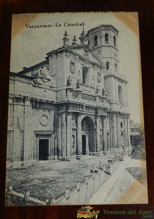 Antigua Postal De Valladolid, La Catedral, Ed. Grafos, Madrid, Sin Circular.