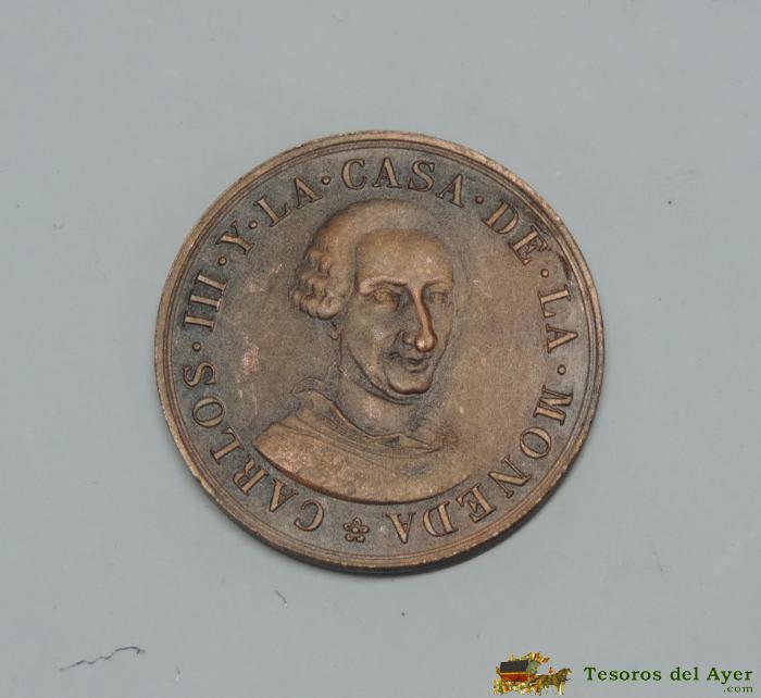 Medalla Conmemorativa De Carlos Iii / Exposici�n Bicentenario,  A�o 1988, Medidas Aproximadas: 4 Cm De Diametro, Peso Aproximado 27 Gramos.