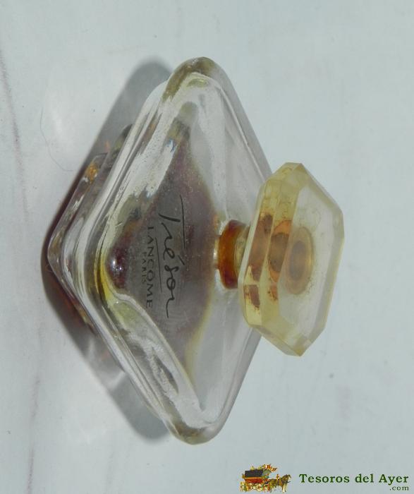 Miniatura De Perfume. Tresor De Lancome. Paris. 7,5 Ml.