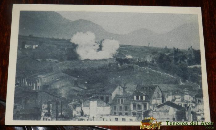 Postal De Oviedo. Bombardeo De Las Trincheras Rojas Durante El Sitio. Guerra Civil Asturias, No Circulada.