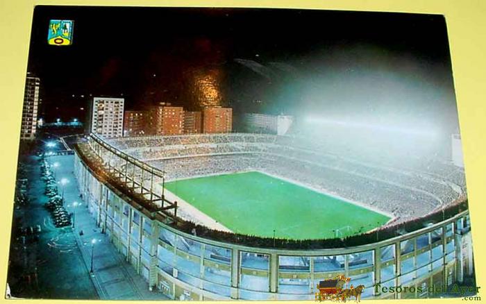 Antigua Postal Gigante Del Estadio De Futbol Santiago Bernabeu - 1961 . Dominguez - Sin Circular - Mide 21 X 14,8