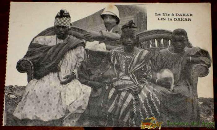 Antigua Postal De Dakar (senegal) - La Vie A Dakar - Collection Artistique - No Circulada