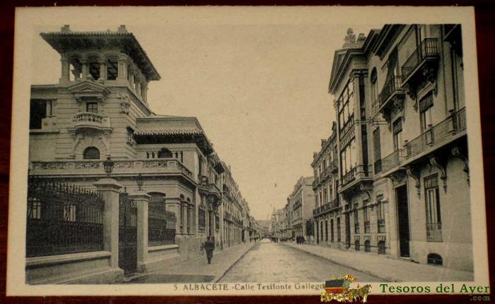 Antigua Postal De Albacete - Calle De Tesifonte Gallego - N� 5 - No Circulada - Ed. L. Roisin.