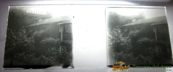 Antigua Fotografia Estereoscopica De Cristal De Un Lugar No Localizada - Mide 10,7 X 4,4 Cms