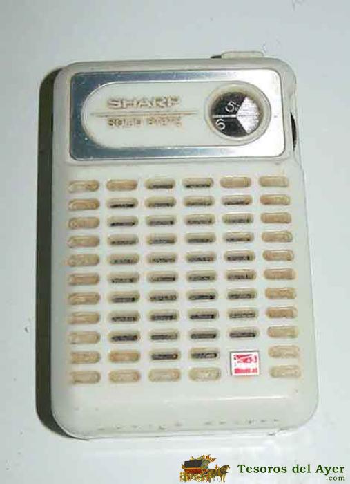 Antiguo Aparato De Radio, Transistor A Pilas - Marca Sharp - Radio Am - Funciona - Mide 10 Cms De Largo X 7 De Ancho Cms.