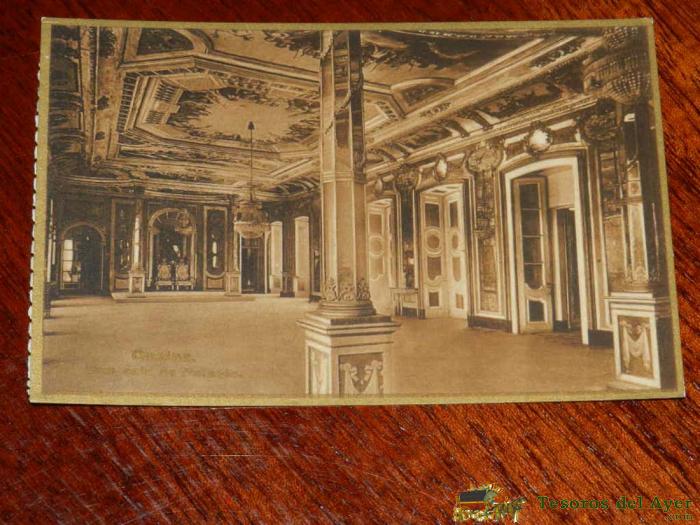 Antigua Foto Postal, Queluz, Un Velo De Palacio, No Circulada, Cart�o Da Foto Antiga, Queluz, Uma Saia Do Palacio, Uncirculated