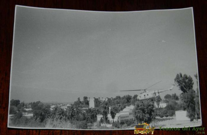 Antigua Foto Postal, Sahara, Helicoptero De Usa Air Force Levantando El Vuelo, No Circulada