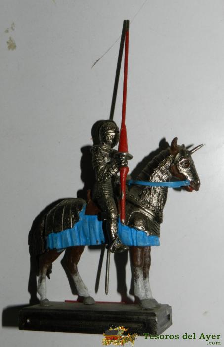 Figura Militar De Plomo - Armadura De Guerra Del Emperador Enrique Ii, Mide 14,5 Cms. De Altura, 