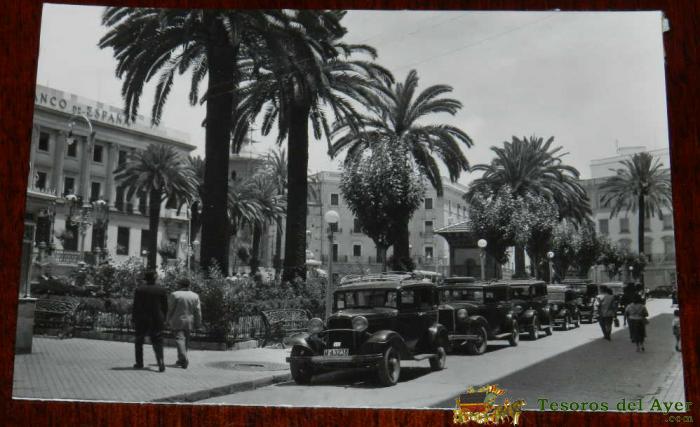 Antigua Foto Postal De Huelva, N. 3, Plaza De Las Monjas, Ed. Garcia Garrabella, No Circulada.