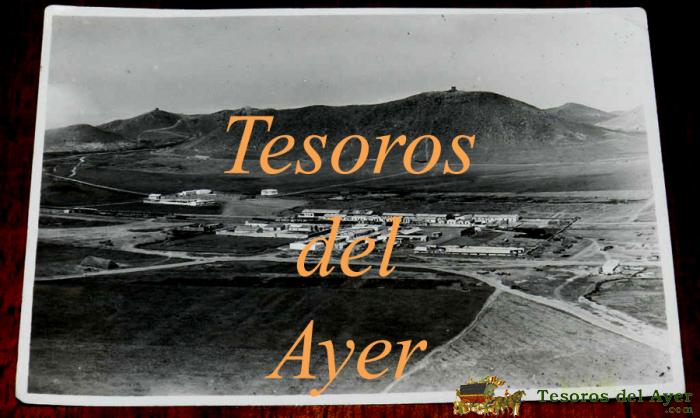 Antigua Fotografia De La Guerra Del Rif, Melilla, Zoco De Tistutin, Con Sello En Rojo Del Aerodromo De Nador, Mide 17 X 11,5 Cms.