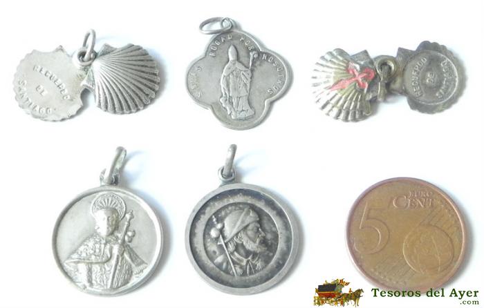 Antiguo Lote De 5 Medallas Religiosas De Las Que 3 Son De Plata, Tal Como Se Ve En La Fotografia Puesta.