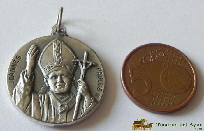 Antigua Medalla Del Papa Juan Pablo Ii, Mide 2,5 Cms. De Diametro, Tal Como Se Ve En Las Fotos Puestas.