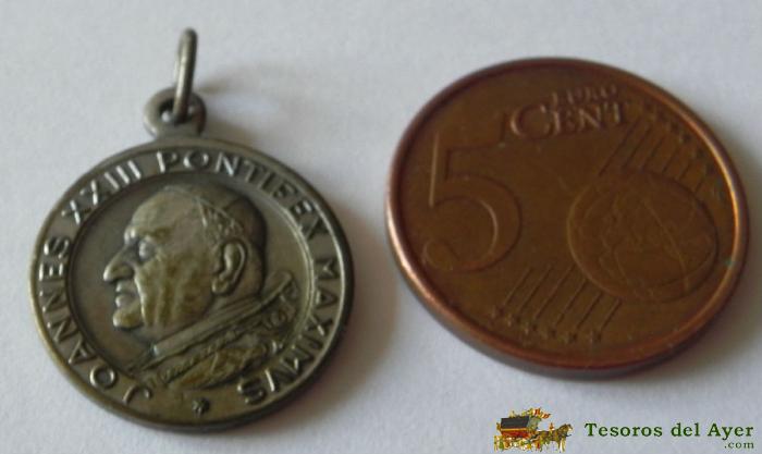 Antigua Medalla Del Papa Juan Xxiii, Tal Como Se Ve En Las Fotos Puestas.