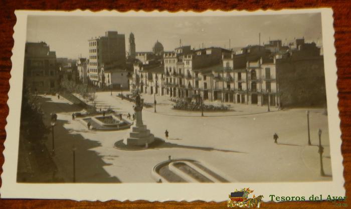 Antigua Foto Postal De Castellon, N.9, Avenida Del Rey Don Jaime, Ed. Comas, No Circulada, Escrita.