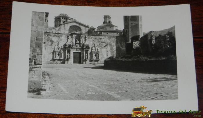 Antigua Foto Postal Del Monasterio De Poblet, Tarragona, No Circulada.
