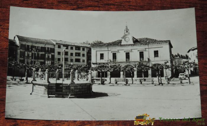 Antigua Foto Postal De Villarcayo, Burgos, Plaza Mayor, No Circulada, Imp. Y Lib. Garcia Villacaryo.