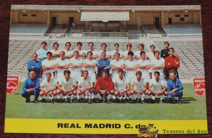 Postal Plantilla Del Real Madrid 1972 / 73, , Sin Circular